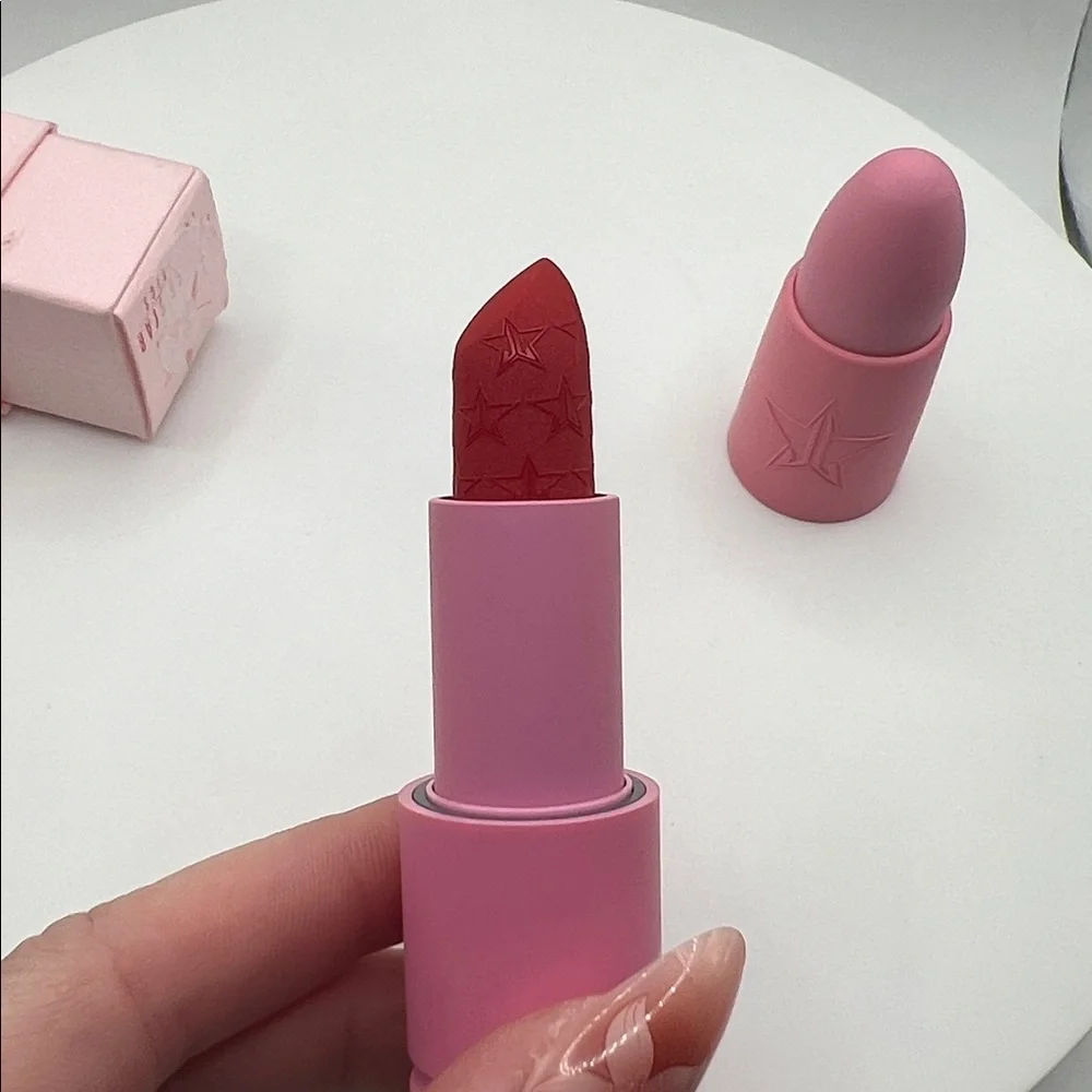 Jeffree Star Red Affair Velvet Lipstick